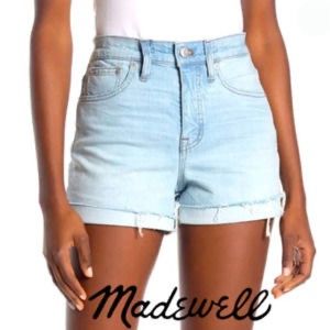 Madewell light wash denim shorts with raw hem size 27 EUC